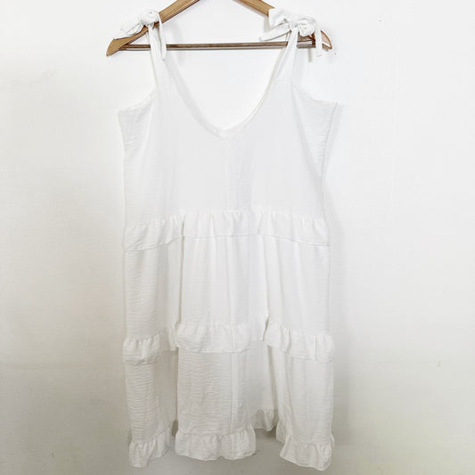 Medium | No brand White layered tie dress