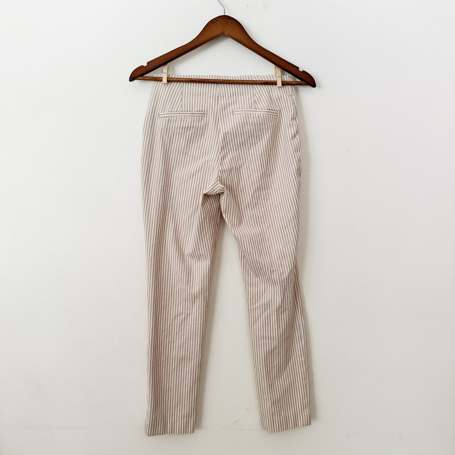 4 | A new day Beige striped trousers