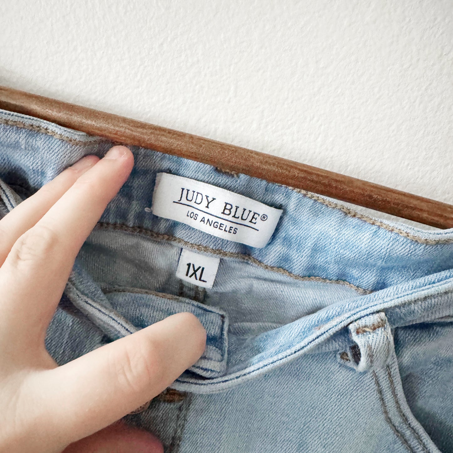 1XL | Judy Blue Light wash denim shorts distressed