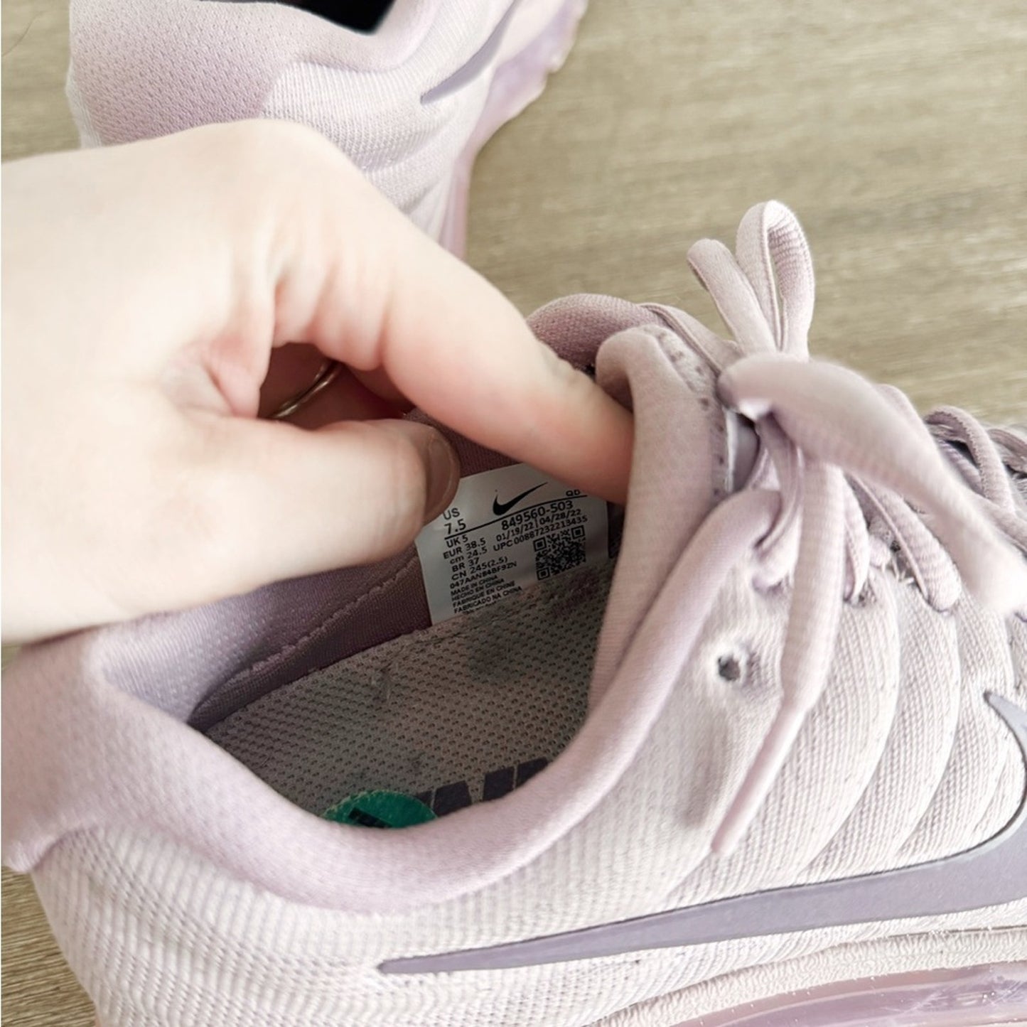 Nike Women's Air Max plum fog size 7.5