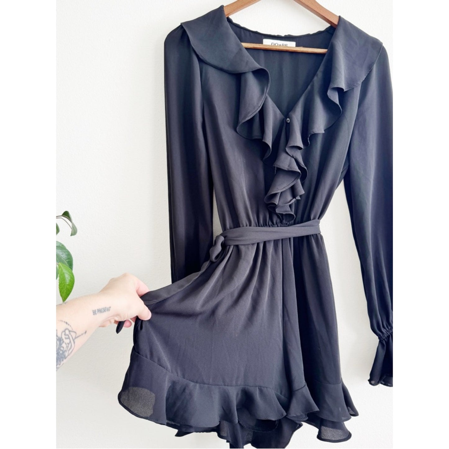 DO+BE Black Ruffle-Front Long Sleeve Romper medium