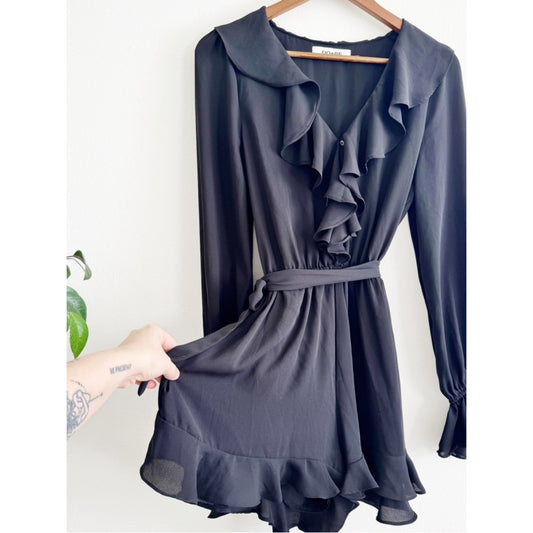 DO+BE Black Ruffle-Front Long Sleeve Romper medium