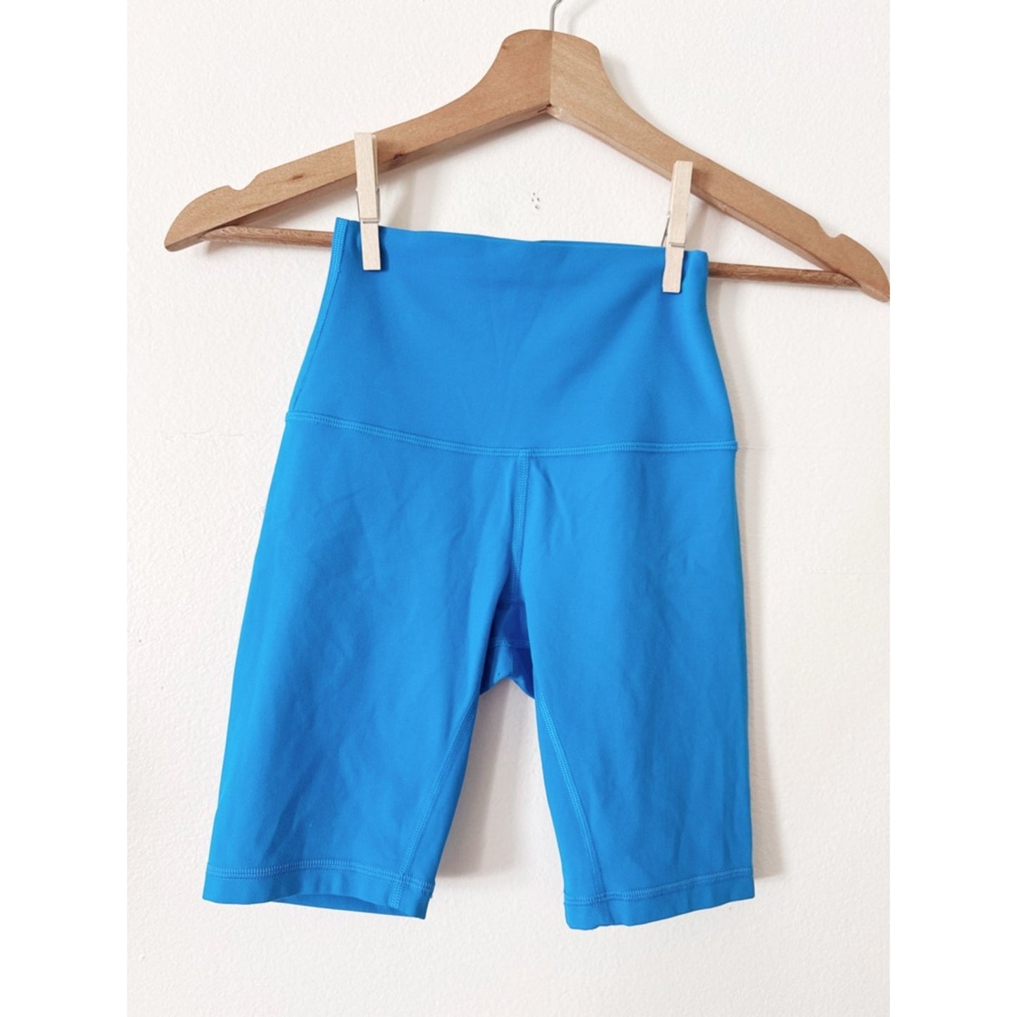 Lululemon High-Waist Blue Athletic Bike Shorts size 0