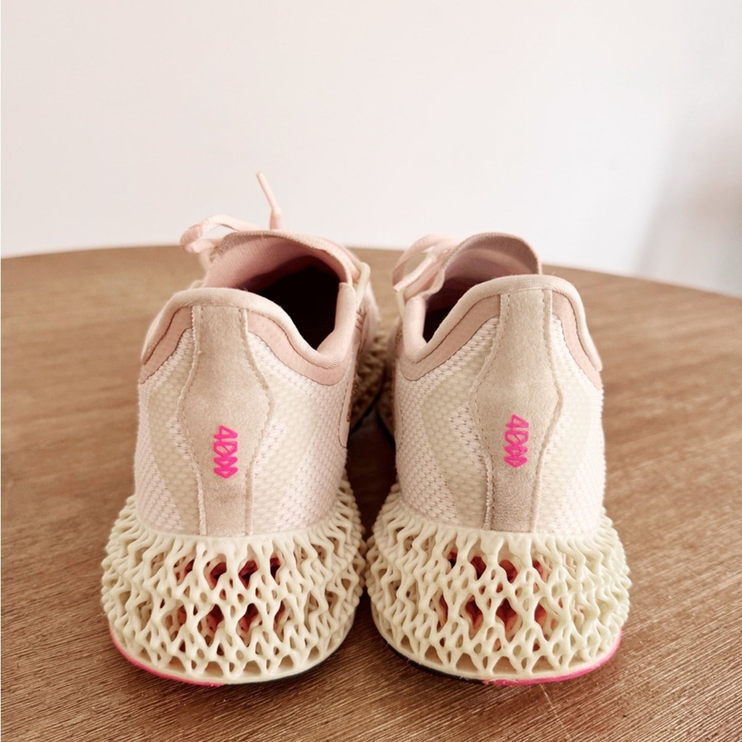 Adidas 4DFWD 2 in wonder quartz 8.5 women’s