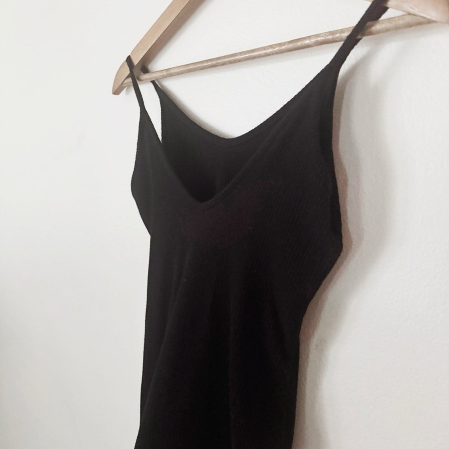 American Eagle Outfitters Black V-Neck Spaghetti-Strap Bodysuit small