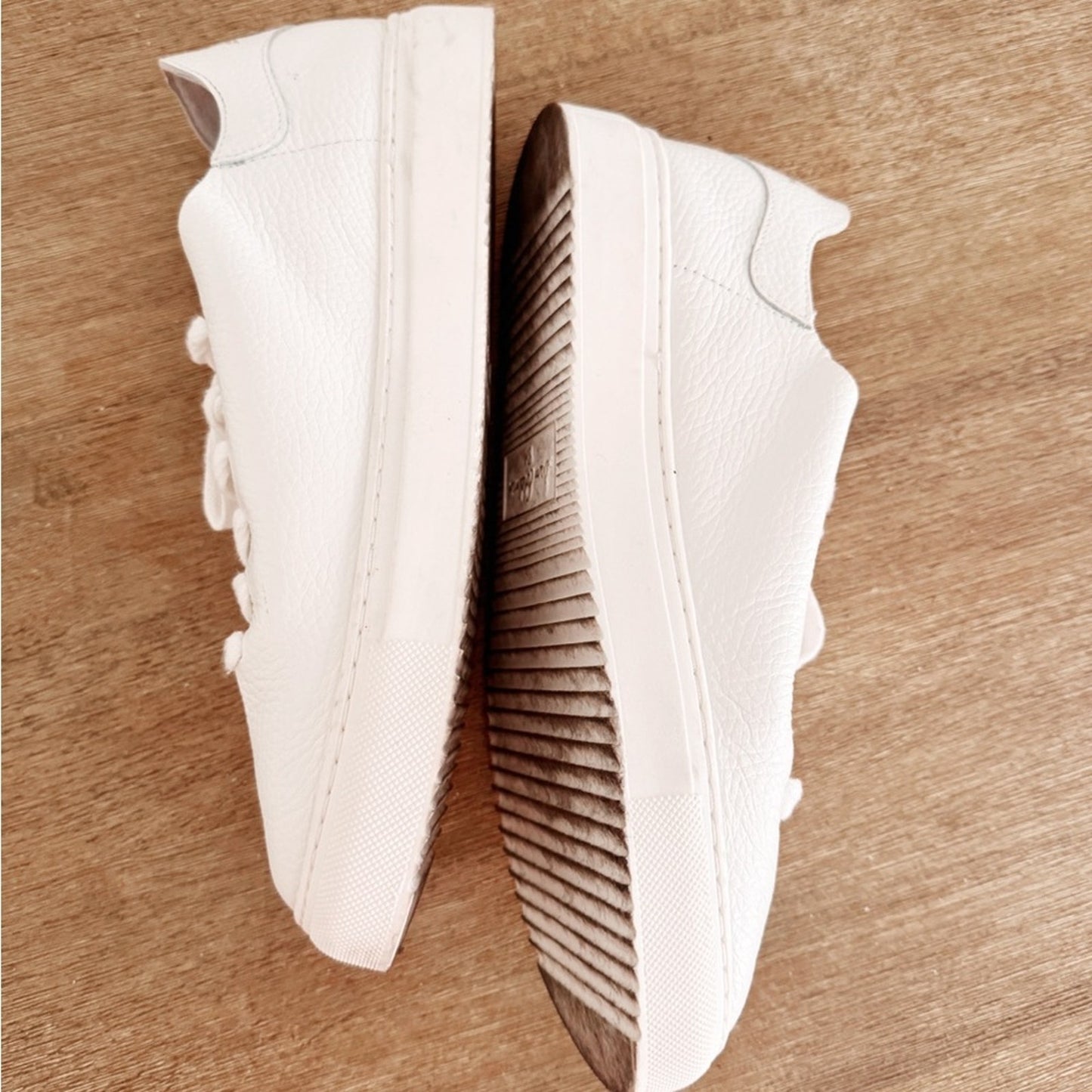 Sam Edelman poppy White Leather Low-Top Sneaker 8.5 women’s
