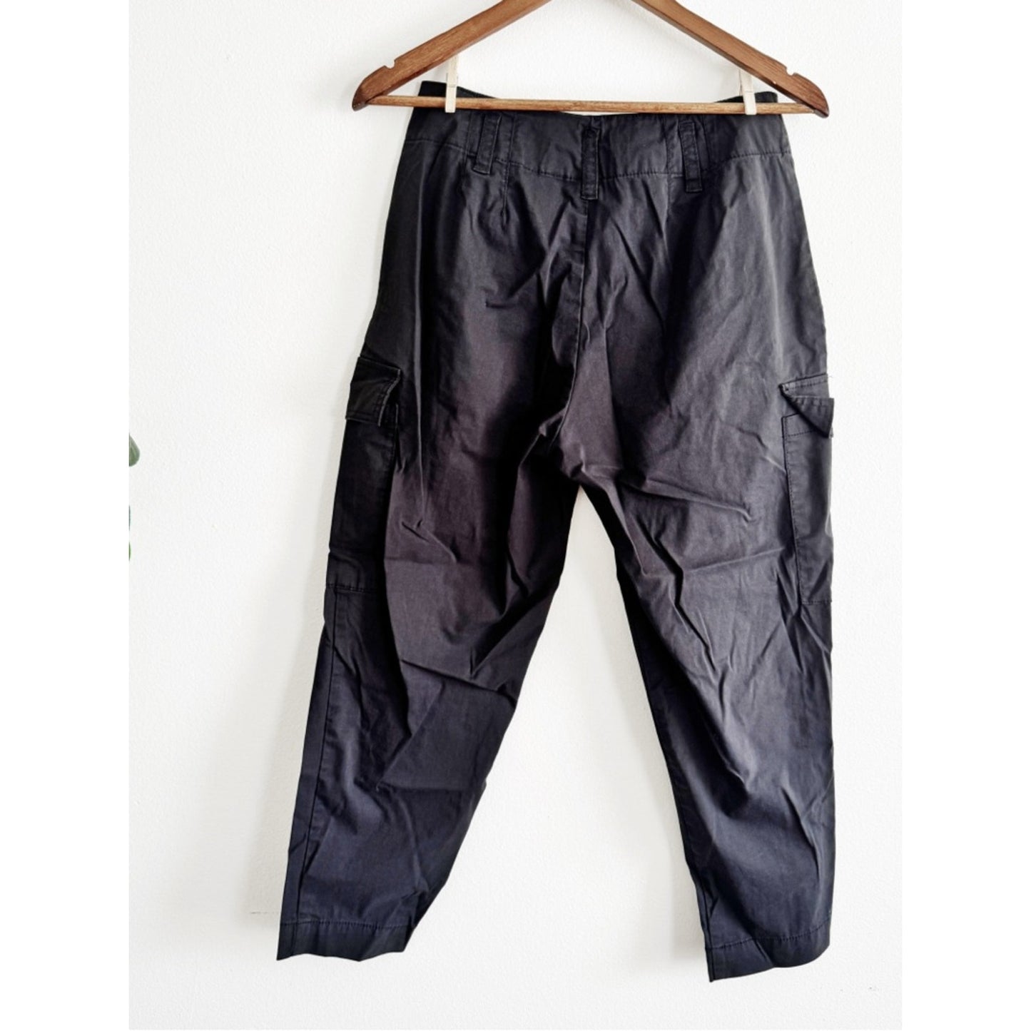 Calvin Klein Jeans Black Cargo Pants - Utility Style size 4