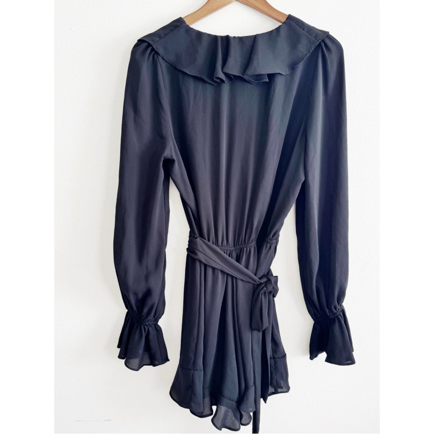 DO+BE Black Ruffle-Front Long Sleeve Romper medium