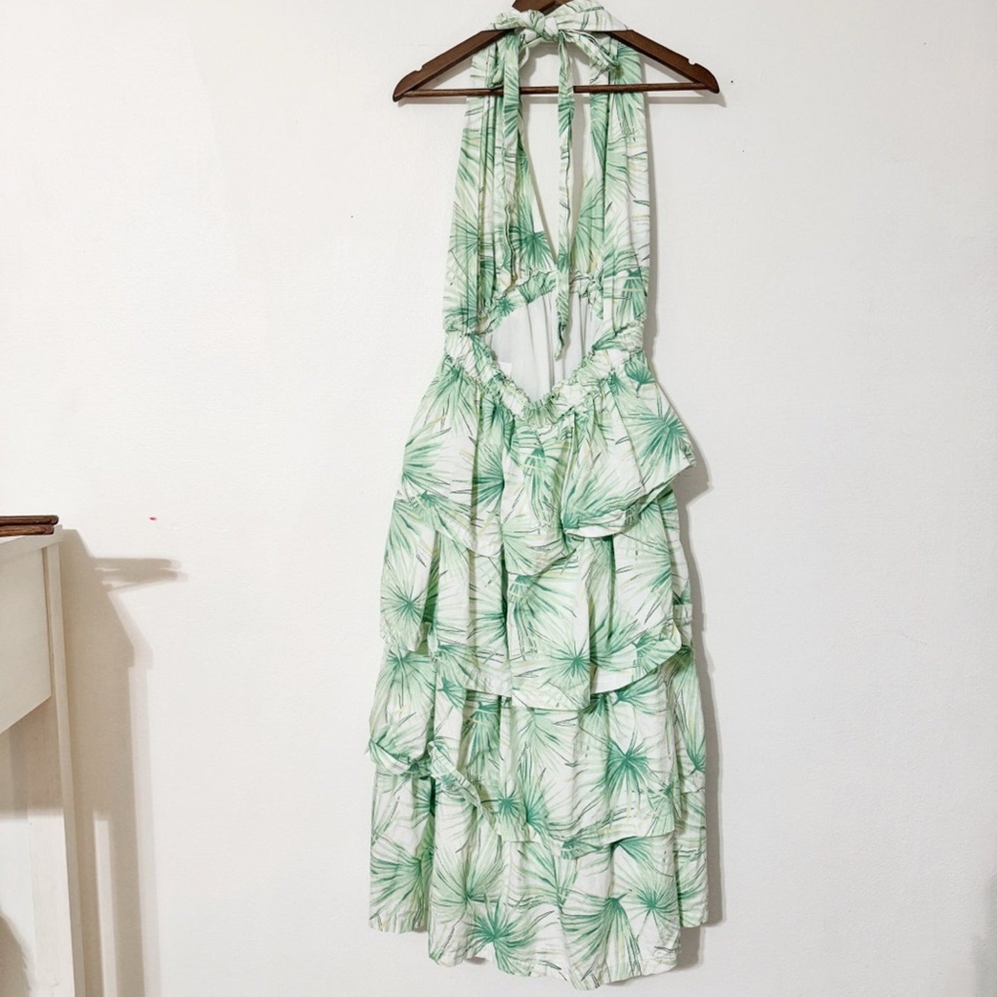 Crown & Ivy Halter Midi Dress in Mint Palm Print XL