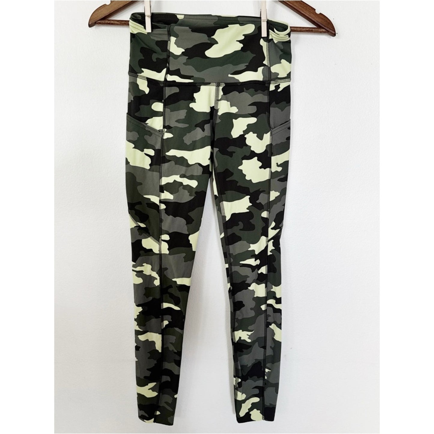lululemon athletica Green Camouflage Leggings size 4