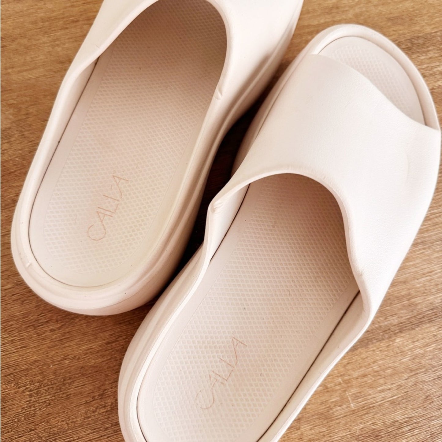 Calia Slide Platform Sandals in Light Beige Womens 10