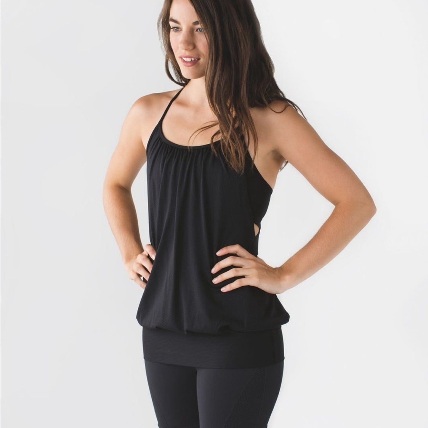 Lululemon tank with sports bra est 6/8